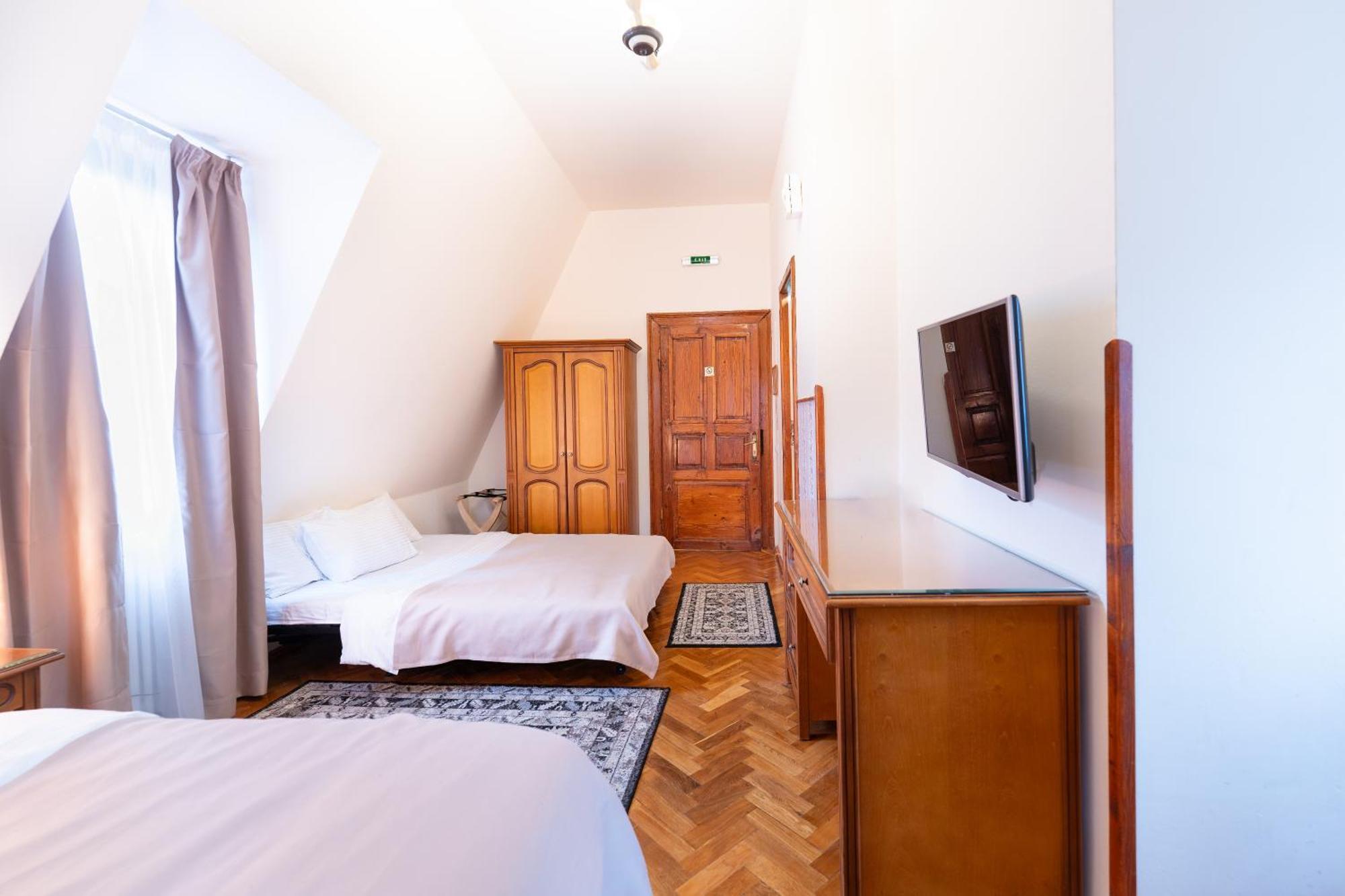 Vila Camelia Sinaia Bagian luar foto