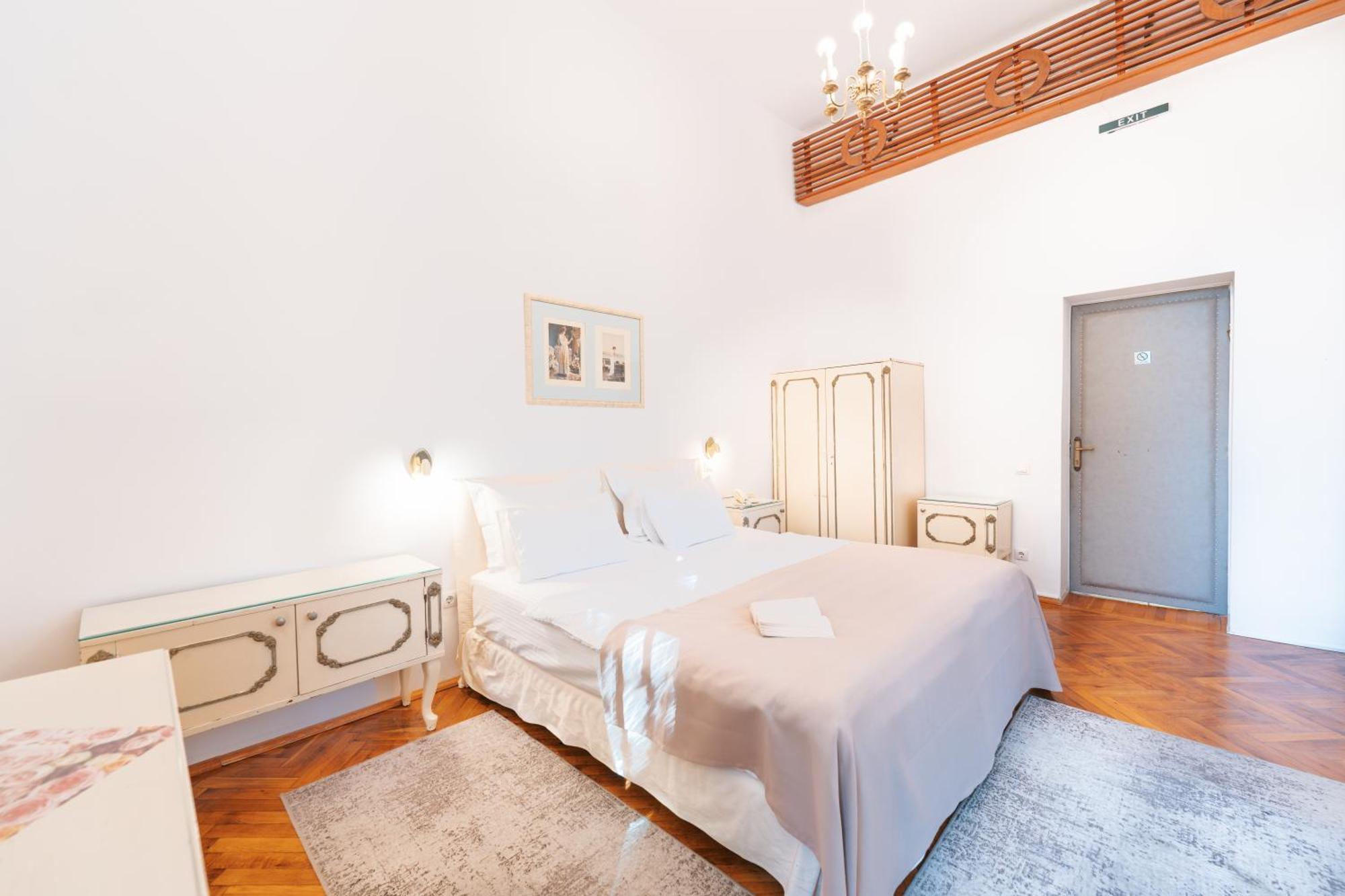 Vila Camelia Sinaia Bagian luar foto