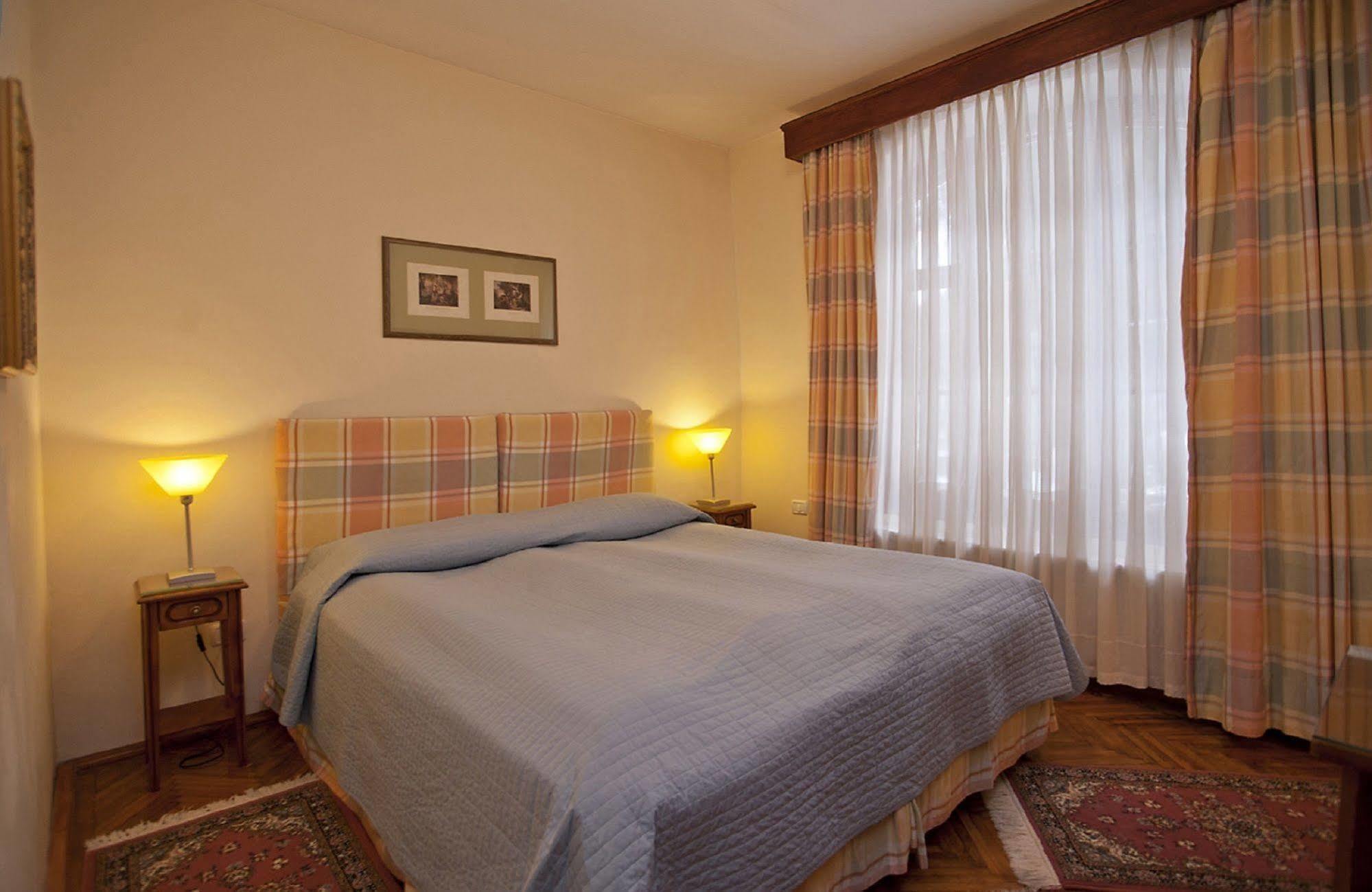 Vila Camelia Sinaia Bagian luar foto